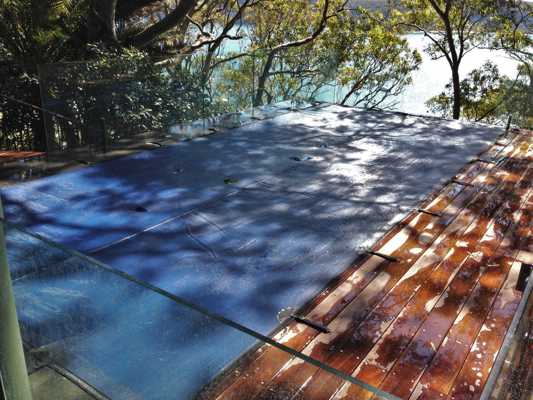 Waterside infinity edge pool